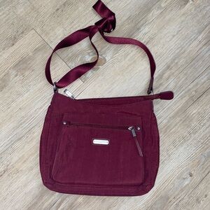 Baggallini RFID small purse with small wallet attachment. Like new!